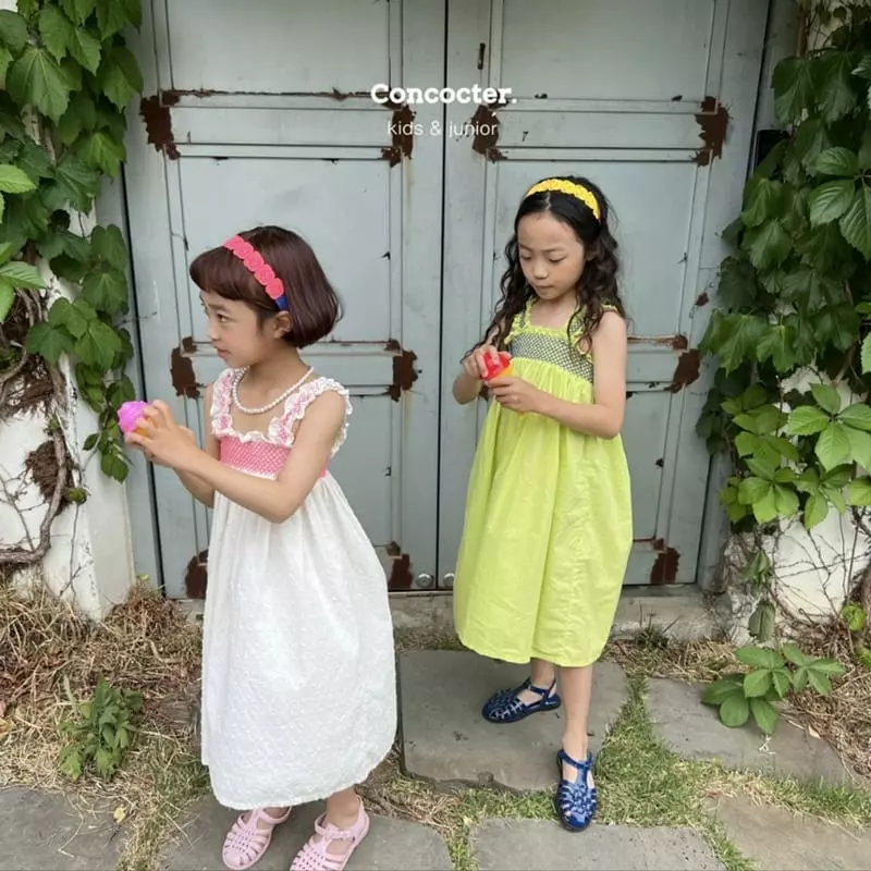 Concocter - Korean Children Fashion - #stylishchildhood - Lime Smocked One-piece - 9
