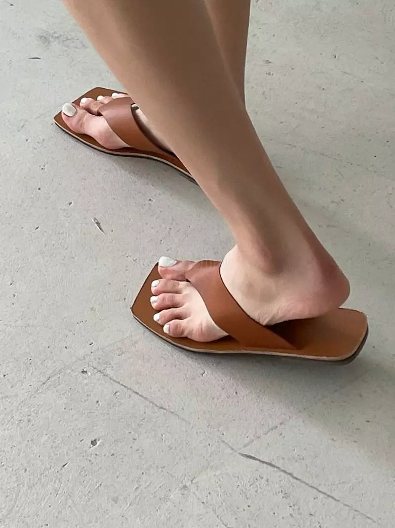 Cooing - Korean Women Fashion - #momslook - cr0109 Flip-Flops - 3