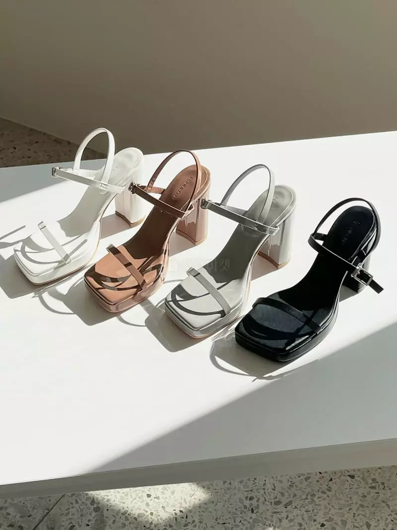 Cooing - Korean Women Fashion - #momslook - br7208 Sandals Heel