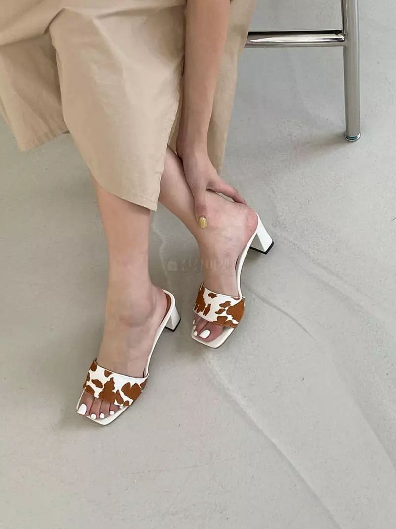 Cooing - Korean Women Fashion - #momslook - w2107 Slipper - 3