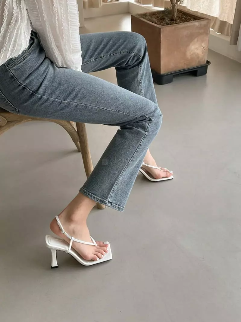 Cooing - Korean Women Fashion - #womensfashion - w2071 Flip-Flops Sandals Heel - 4