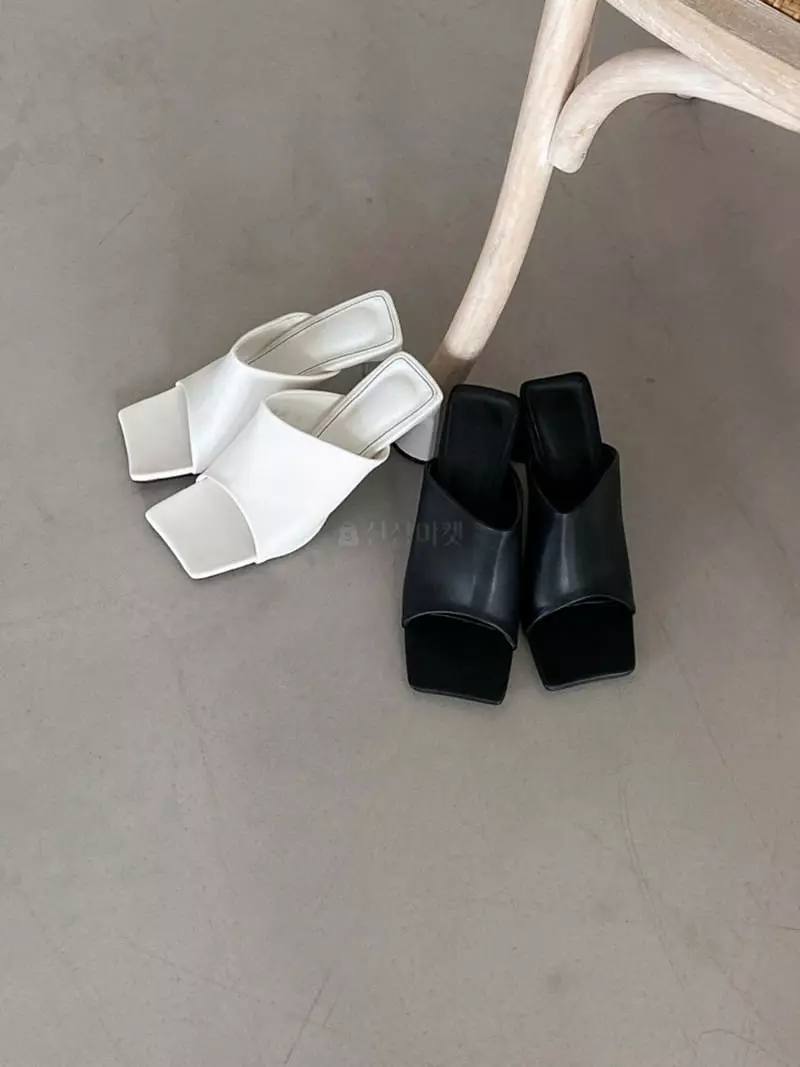 Cooing - Korean Women Fashion - #momslook - w2068 Sandals Heel