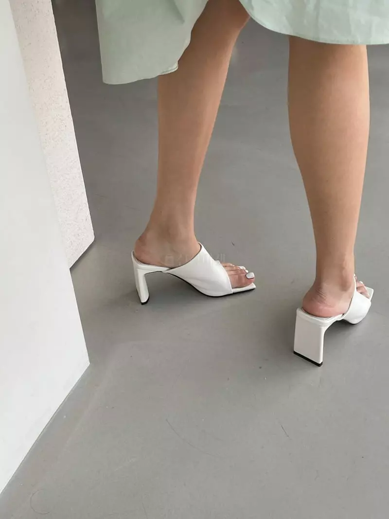 Cooing - Korean Women Fashion - #momslook - w2068 Sandals Heel - 4