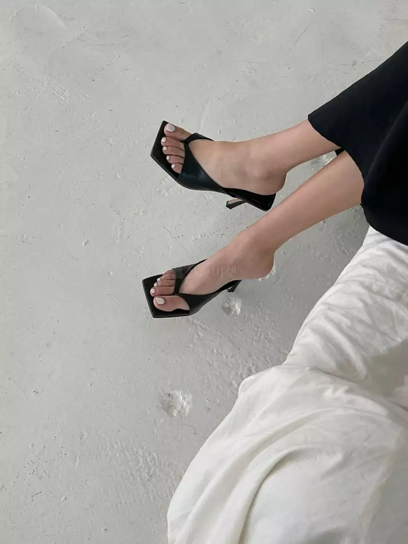 Cooing - Korean Women Fashion - #momslook - w2067 Flip-Flops Heel - 2