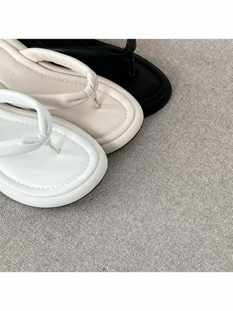 Cooing - Korean Women Fashion - #momslook - w122 Flip-Flops - 2