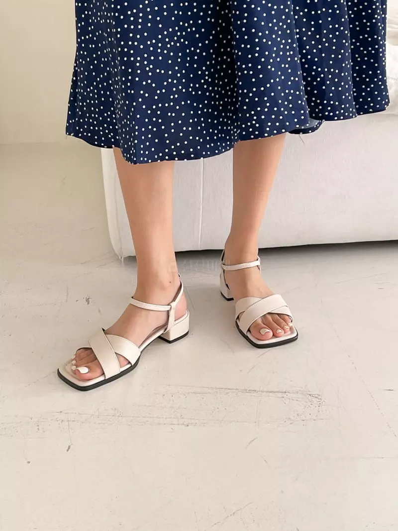 Cooing - Korean Women Fashion - #womensfashion - u8179 Sandals - 4