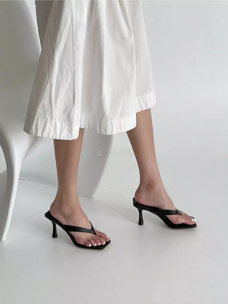 Cooing - Korean Women Fashion - #restrostyle - A6050 Flip-Flops Heel - 3