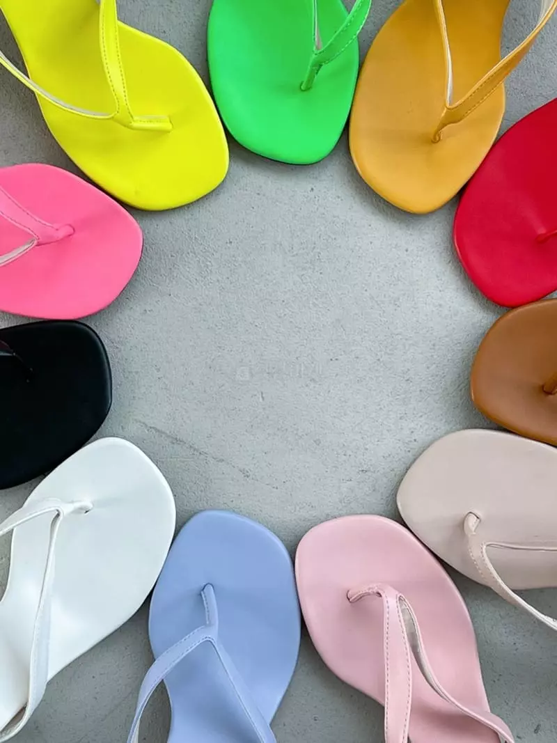 Cooing - Korean Women Fashion - #restrostyle - w2047 Flip-Flops