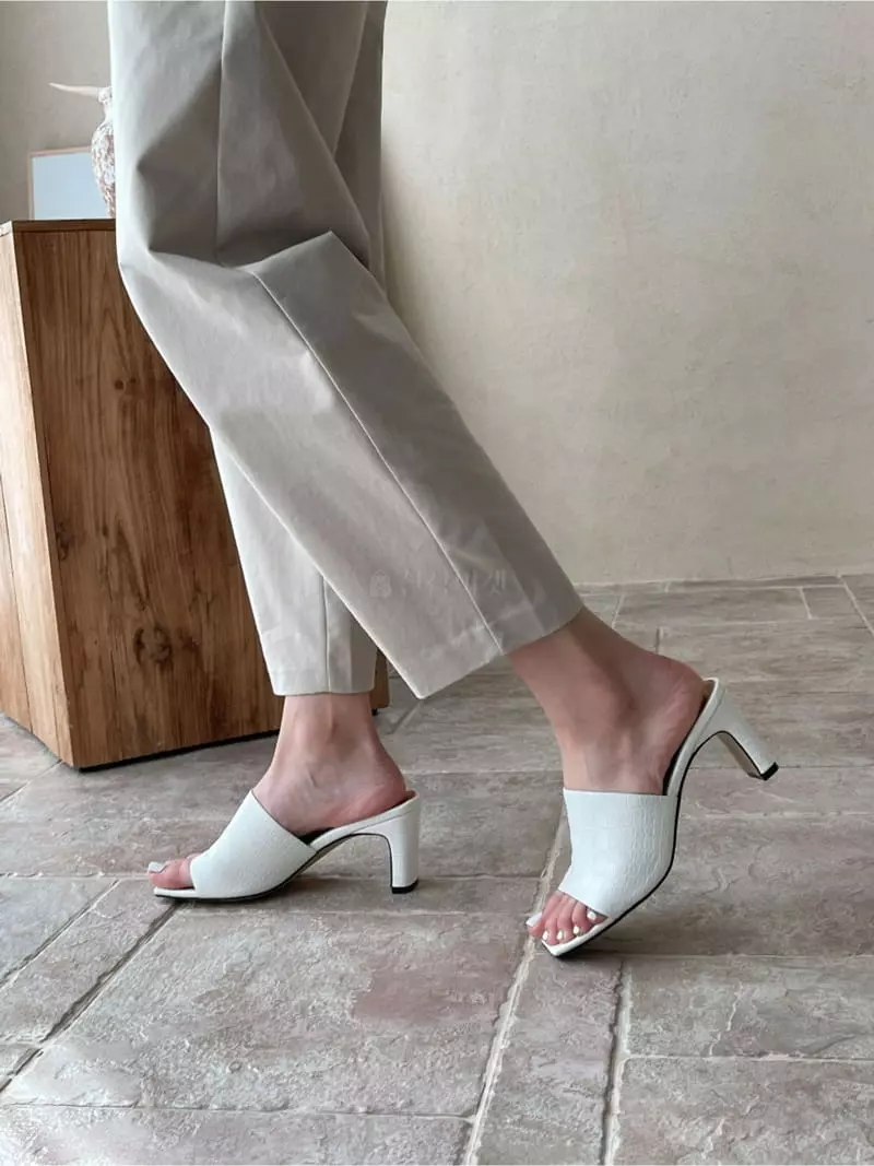 Cooing - Korean Women Fashion - #romanticstyle - A6045 Slipper Mule - 3