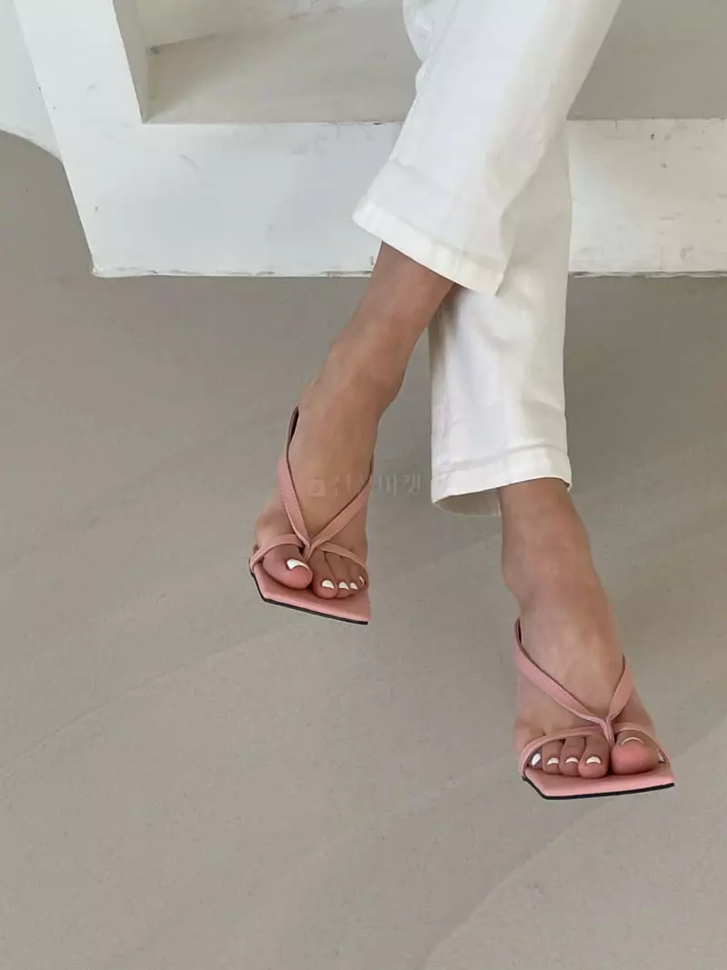 Cooing - Korean Women Fashion - #romanticstyle - w2051 Flip-Flops Heel - 3