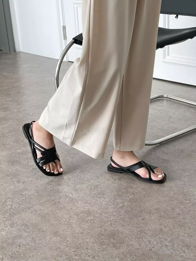 Cooing - Korean Women Fashion - #restrostyle - w2131 Sandals - 4