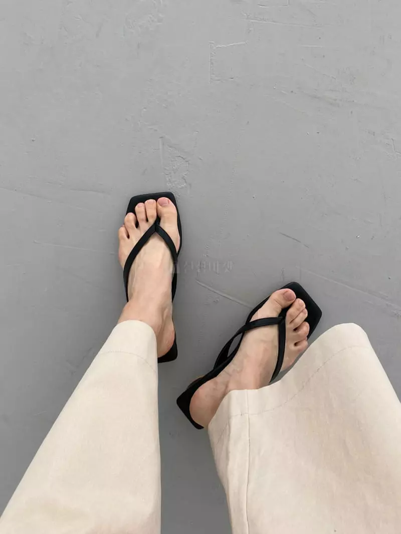 Cooing - Korean Women Fashion - #shopsmall - ch7269 Flip-Flops Heel - 3
