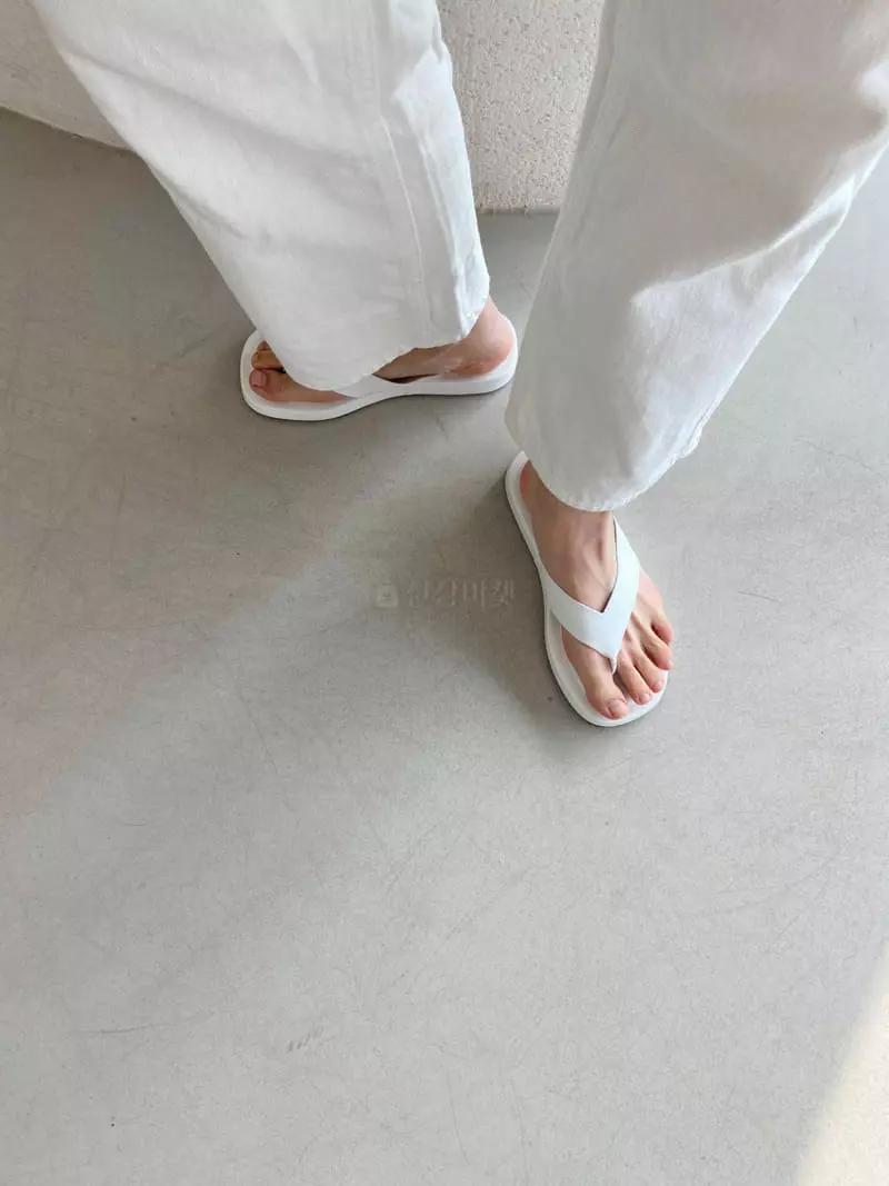 Cooing - Korean Women Fashion - #thatsdarling - ch7264 Flip-Flops - 4