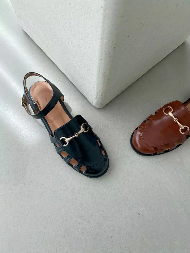 Cooing - Korean Women Fashion - #thelittlethings - ch5200 Sandals