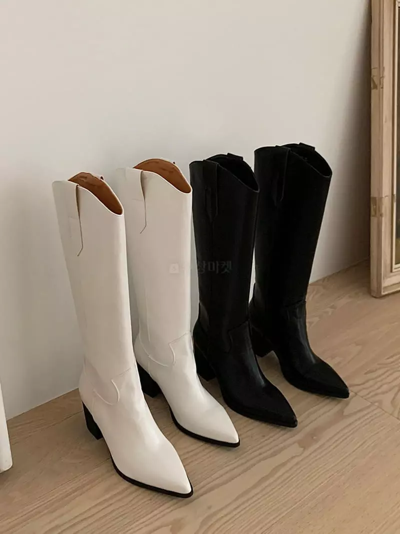 Cooing - Korean Women Fashion - #thelittlethings - mu1001 V Cut Long Boots
