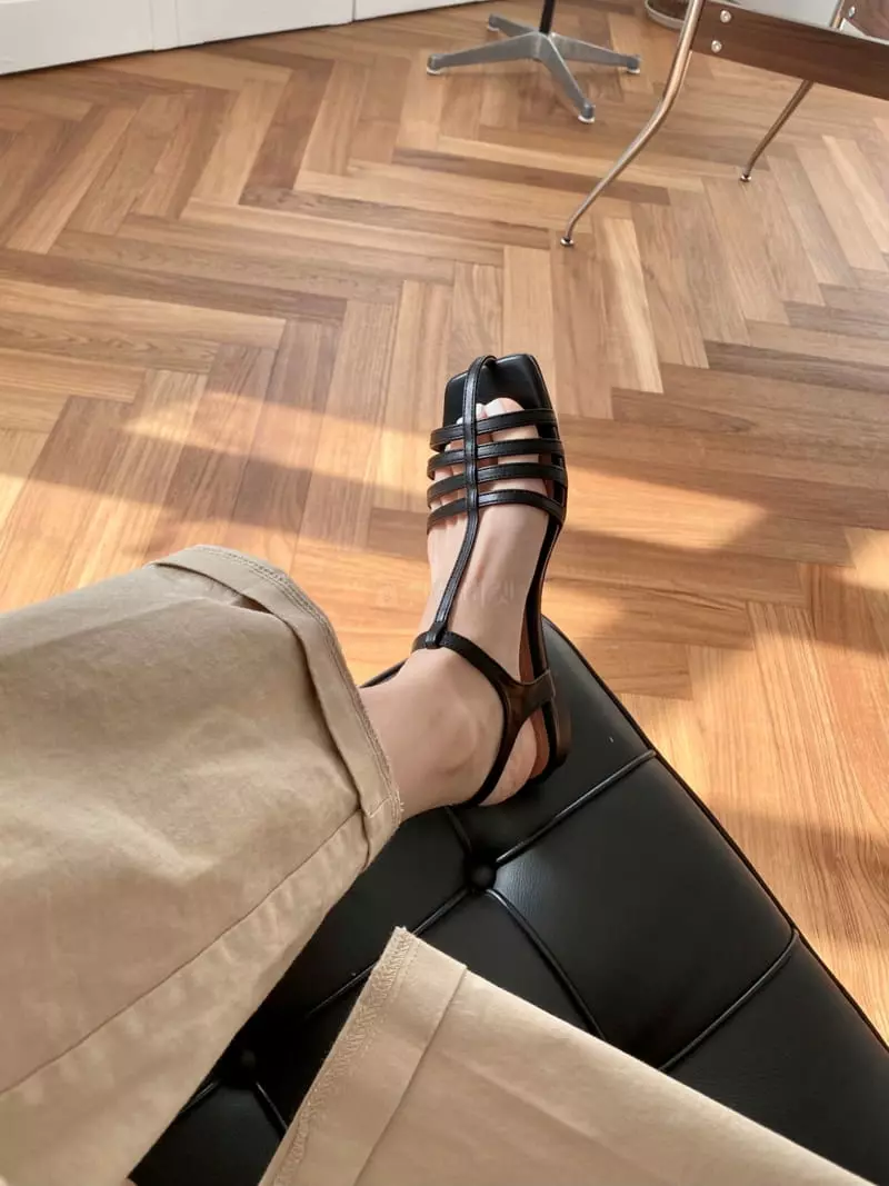 Cooing - Korean Women Fashion - #womensfashion - ch7326 Sandals - 2