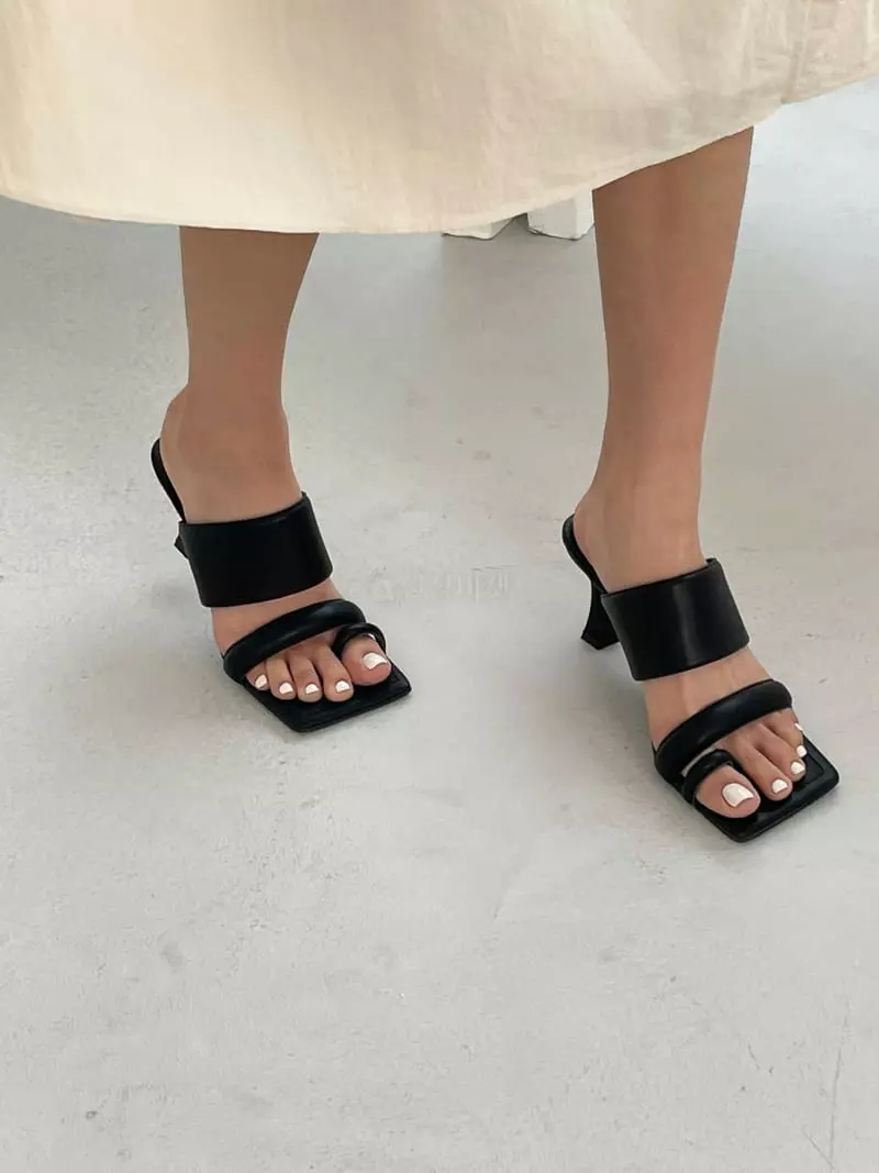 Cooing - Korean Women Fashion - #womensfashion - A6133 Flip-Flops - 2