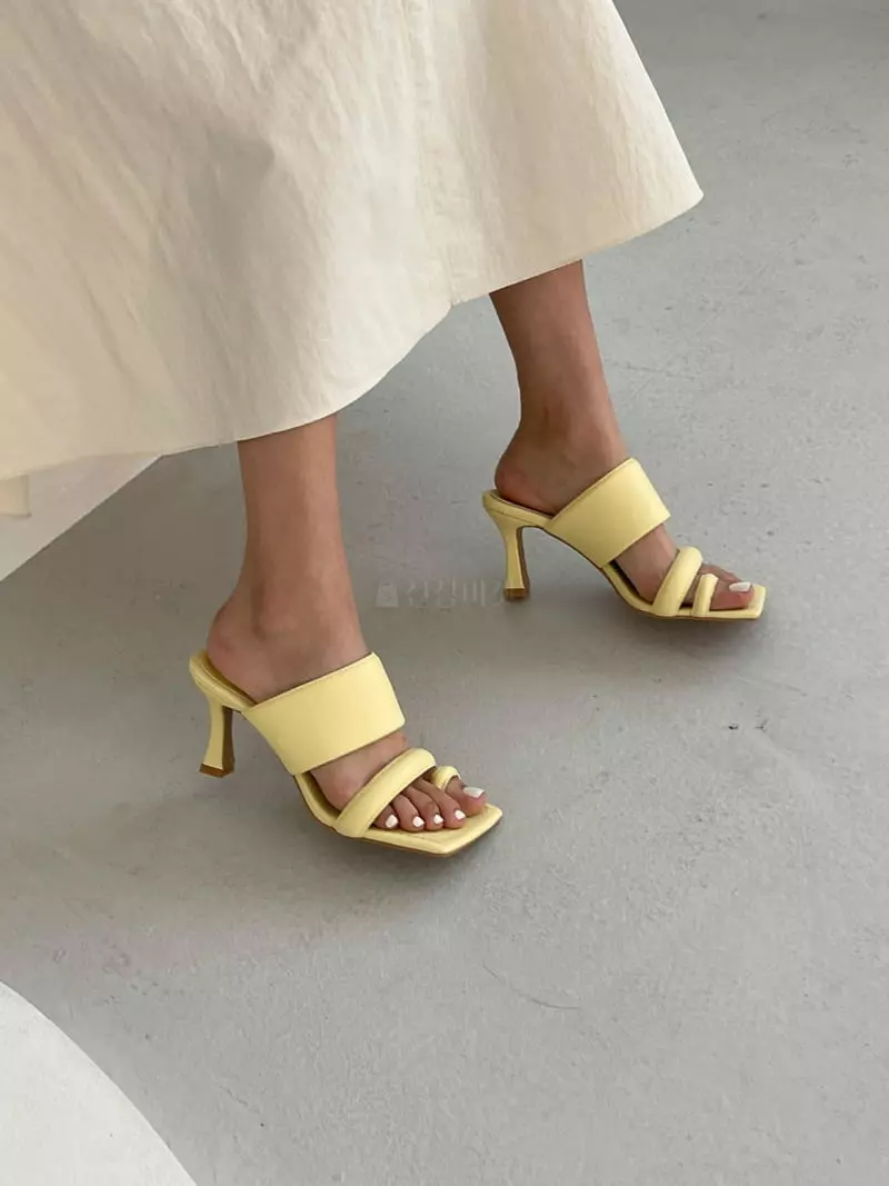 Cooing - Korean Women Fashion - #momslook - A6133 Flip-Flops - 4
