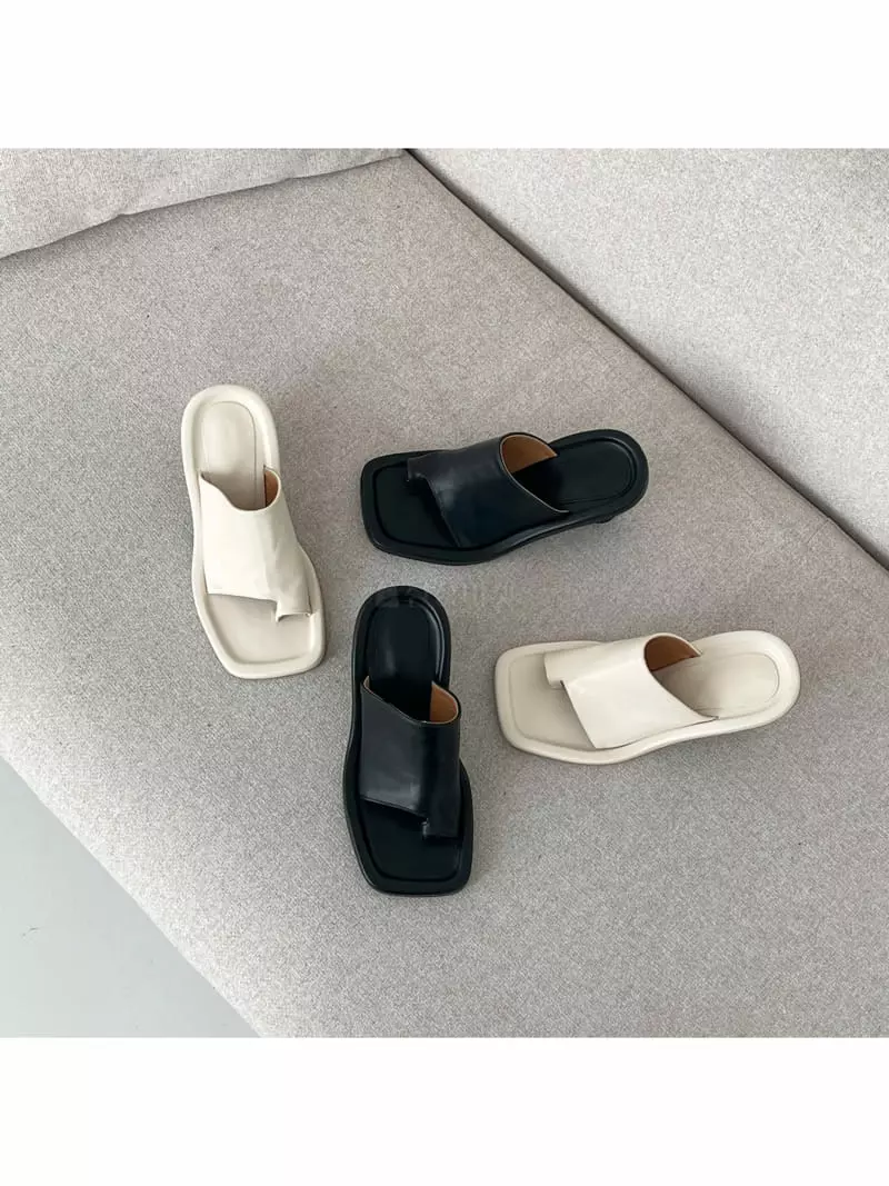 Cooing - Korean Women Fashion - #womensfashion - A6132 Flip-Flops Mule