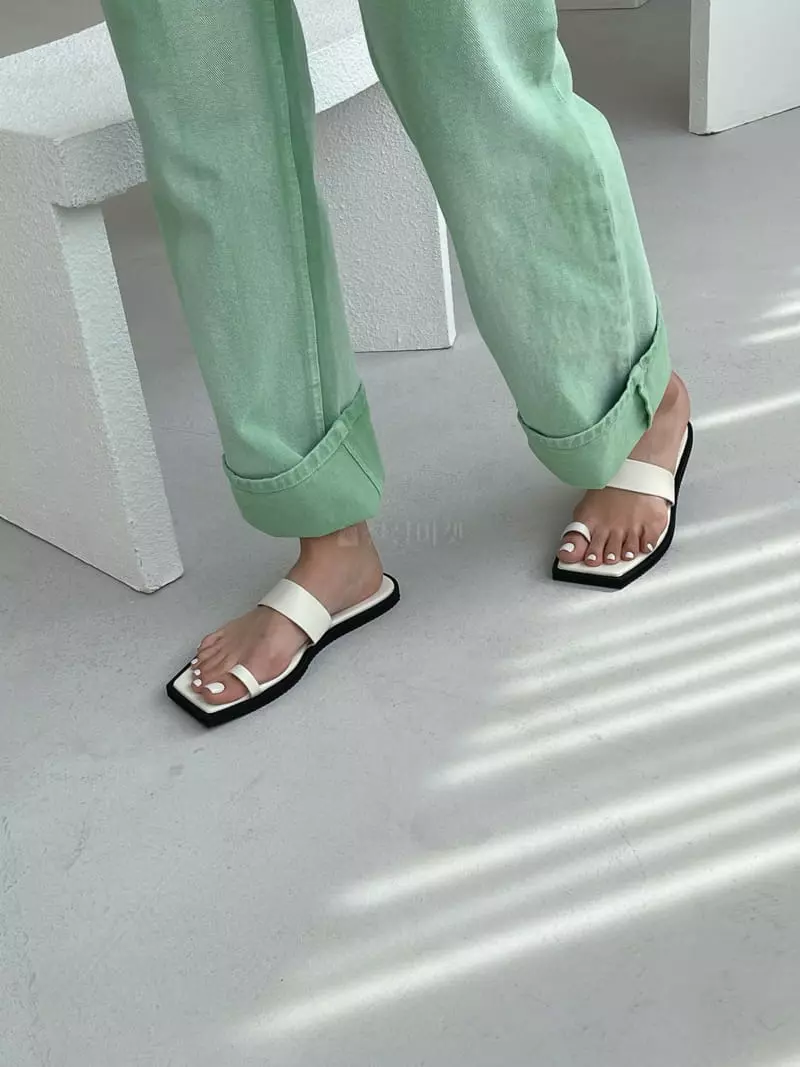 Cooing - Korean Women Fashion - #womensfashion - A6129 Slipper - 2