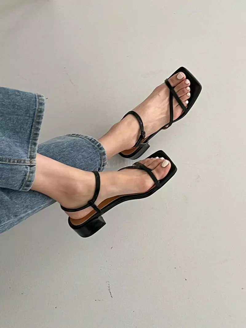 Cooing - Korean Women Fashion - #womensfashion - u8170 Sandals - 2