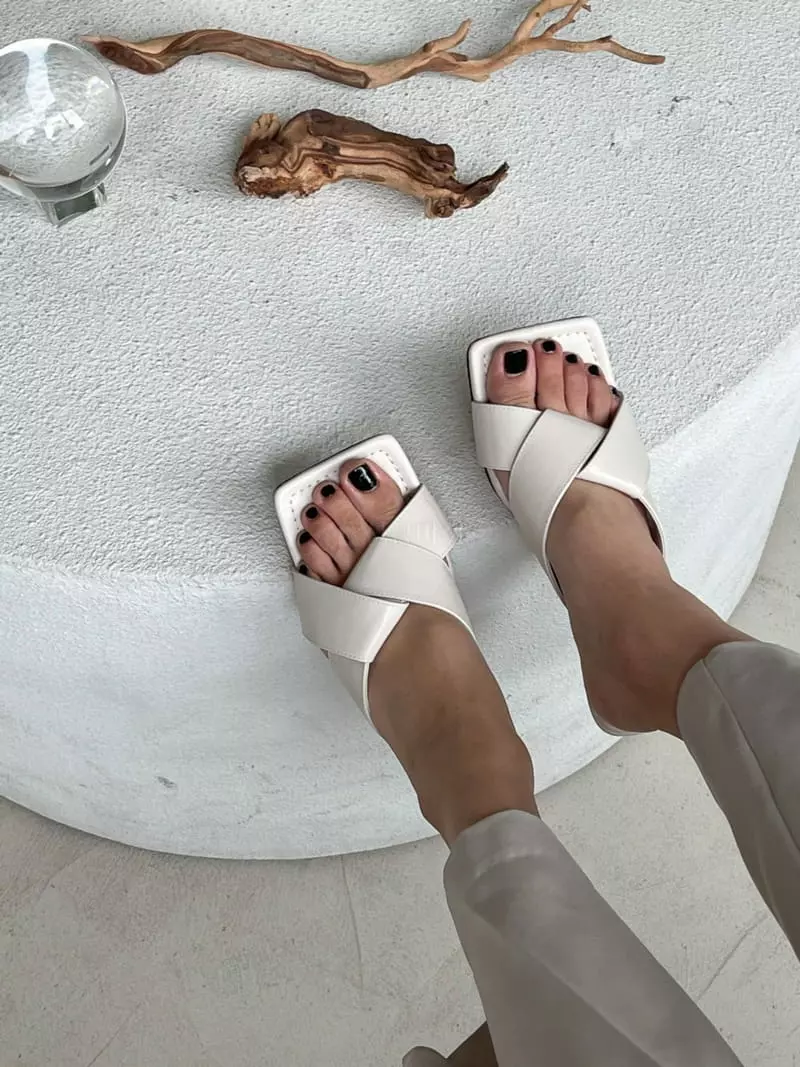 Cooing - Korean Women Fashion - #womensfashion - u8086 Slipper - 3