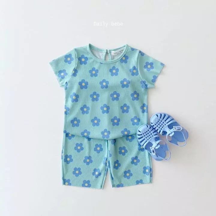 Daily Bebe - Korean Children Fashion - #stylishchildhood - Daisy Pleats Top Bottom Set - 5