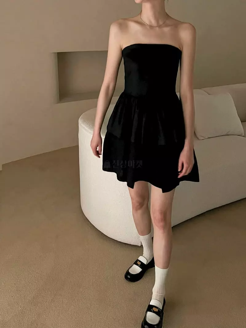 Dailyjud - Korean Women Fashion - #womensfashion - Smocked Banding Top - 4
