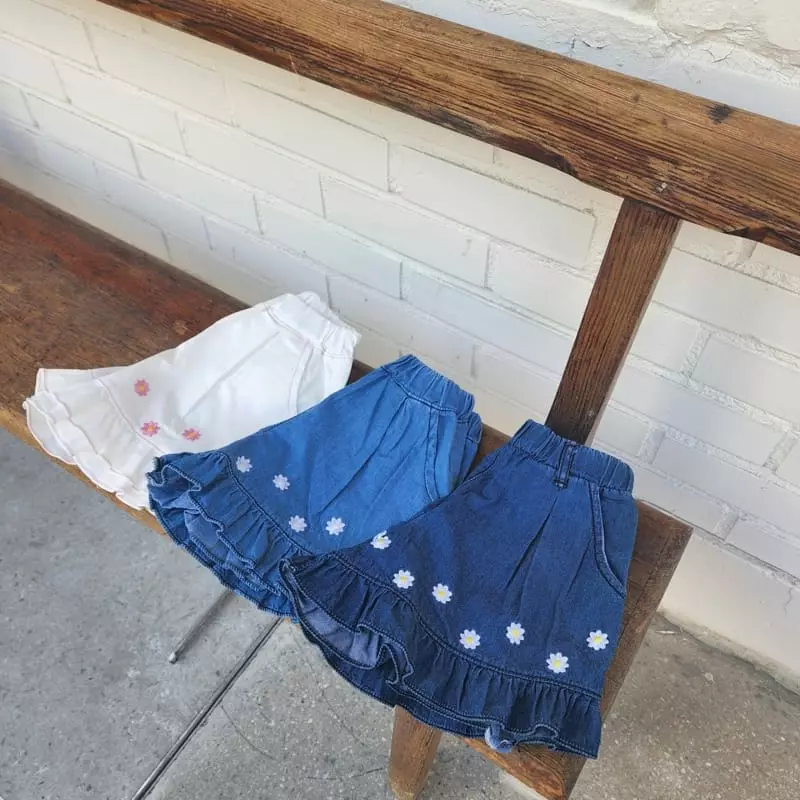 Dalla - Korean Children Fashion - #magicofchildhood - Daisy Shorts - 3
