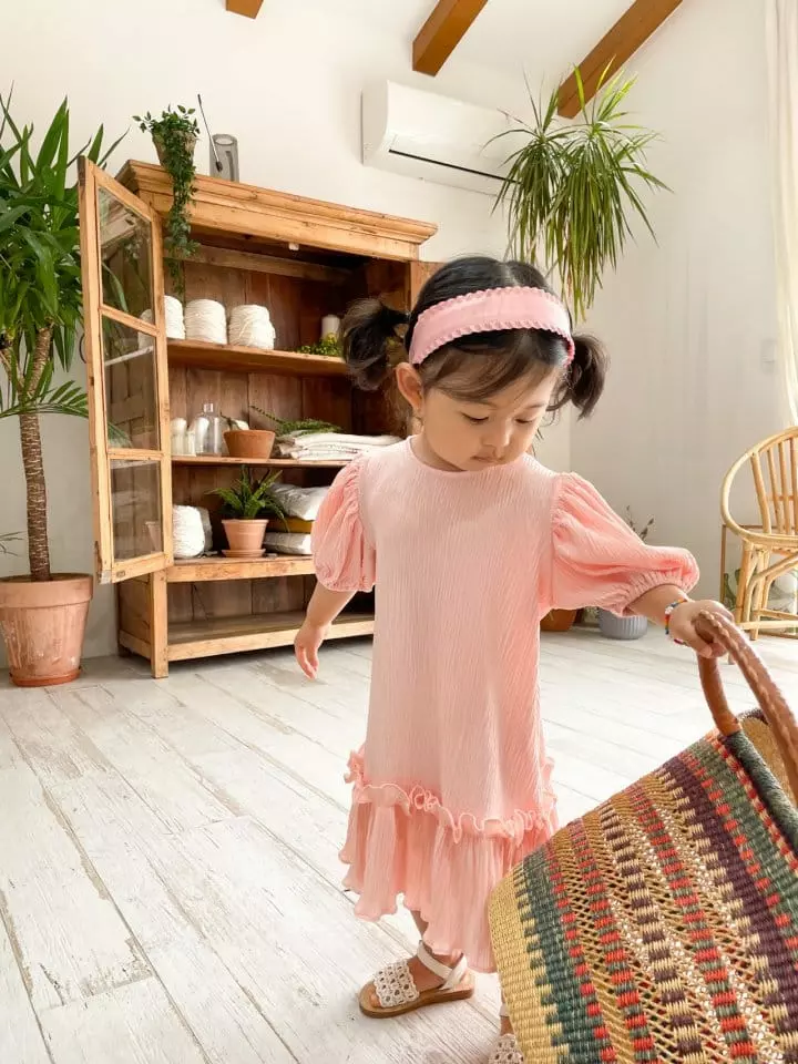 Dano - Korean Children Fashion - #kidsshorts - Pleats Balloon One-piece - 4
