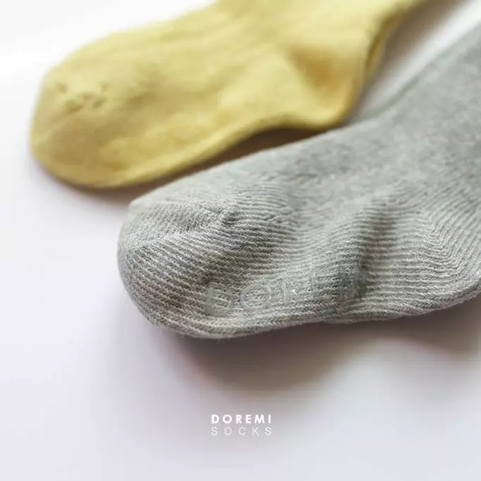 Doremi Socks - Korean Children Fashion - #magicofchildhood - Lumi Frill Knee Socks - 3