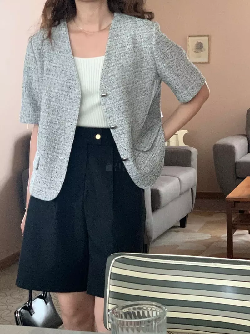 Earlybird - Korean Women Fashion - #momslook - Tos Half Jacket - 2