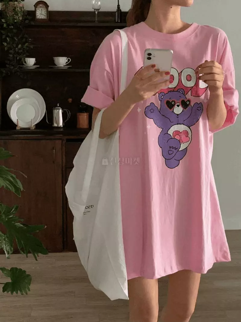 February - Korean Women Fashion - #vintageinspired - Hear Bear Tee - 10
