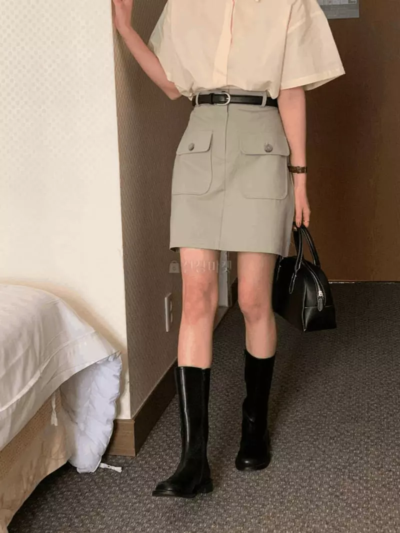 February - Korean Women Fashion - #vintagekidsstyle - Pocket Button Skirt - 6