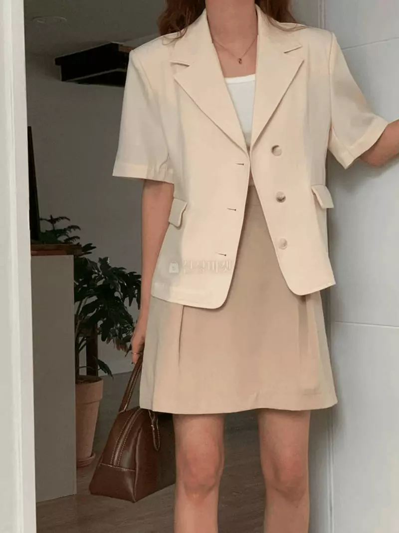February - Korean Women Fashion - #vintagekidsstyle - Roen Button Skirt - 11