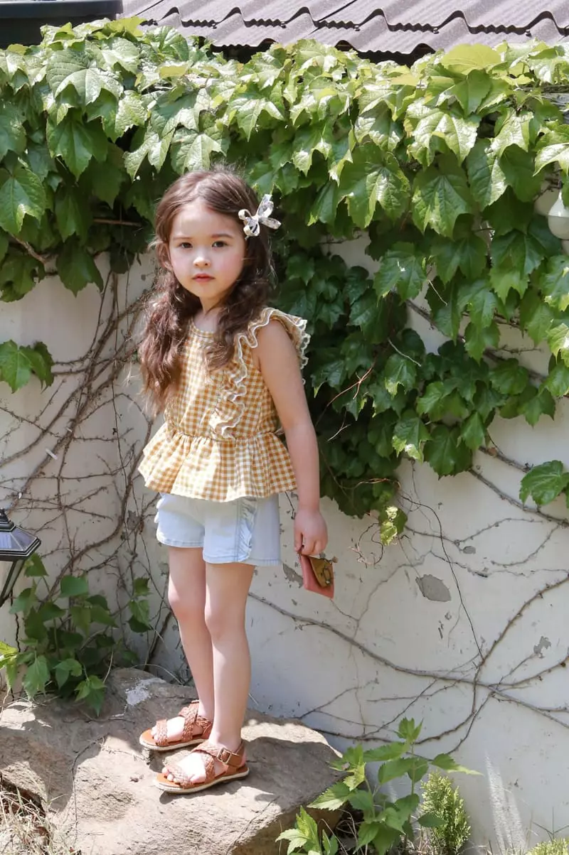 Flo - Korean Children Fashion - #Kfashion4kids - Short Denim Shorts - 12