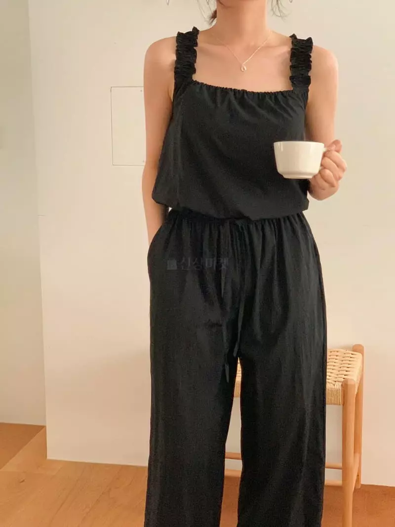 Frill - Korean Women Fashion - #womensfashion - Ray Top Bottom Set