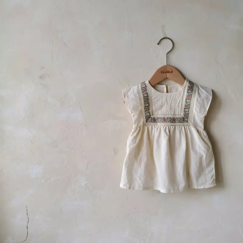 From J - Korean Baby Fashion - #babyfever - Esnic Embroidery Bodysuit - 3