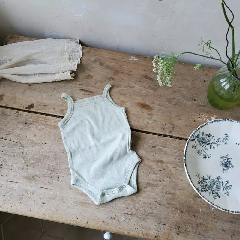 From J - Korean Baby Fashion - #babygirlfashion - Heart Sleeveless Bodysuit - 5