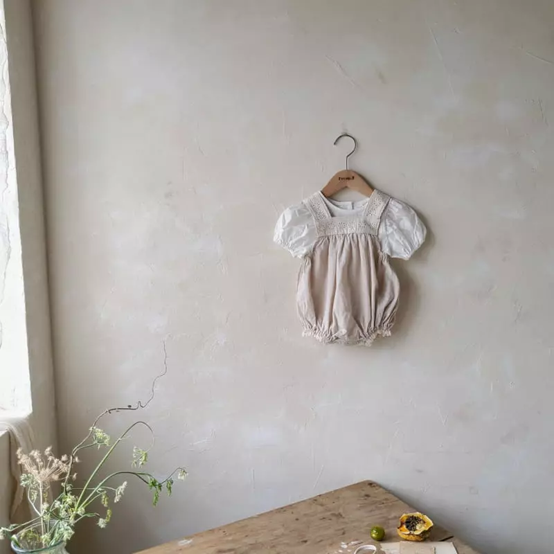 From J - Korean Baby Fashion - #babyoninstagram - Lala Lace Bodysuit - 5