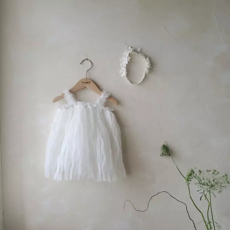 From J - Korean Baby Fashion - #babyoninstagram - Crumpled Shasha Bodysuit - 4