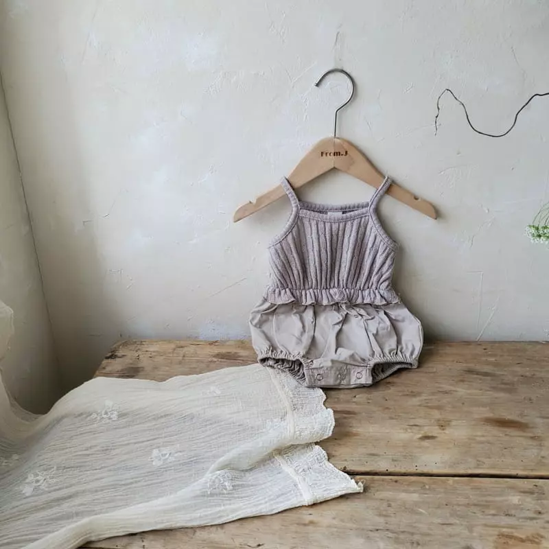 From J - Korean Baby Fashion - #babyoutfit - Twist Sleeveless Bodysuit - 7
