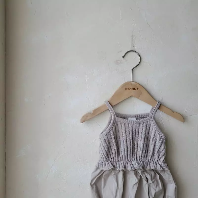 From J - Korean Baby Fashion - #onlinebabyboutique - Twist Sleeveless Bodysuit - 9