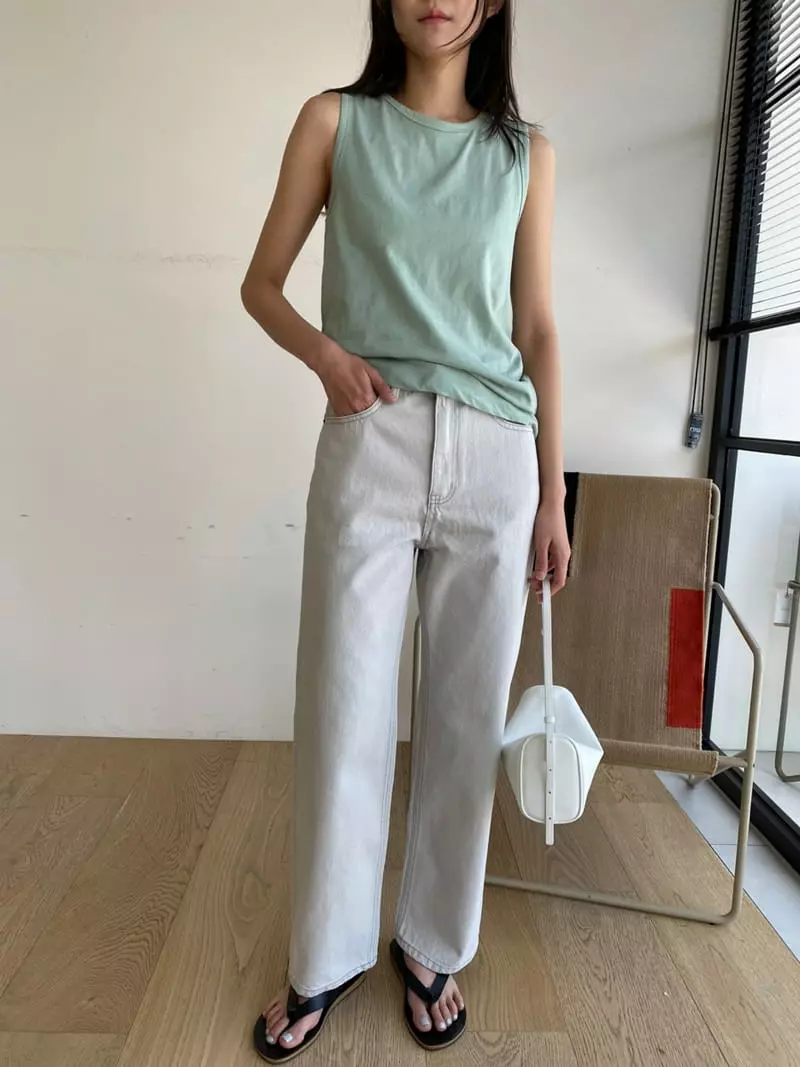 Gallery - Korean Women Fashion - #momslook - Lisa Sleeveless