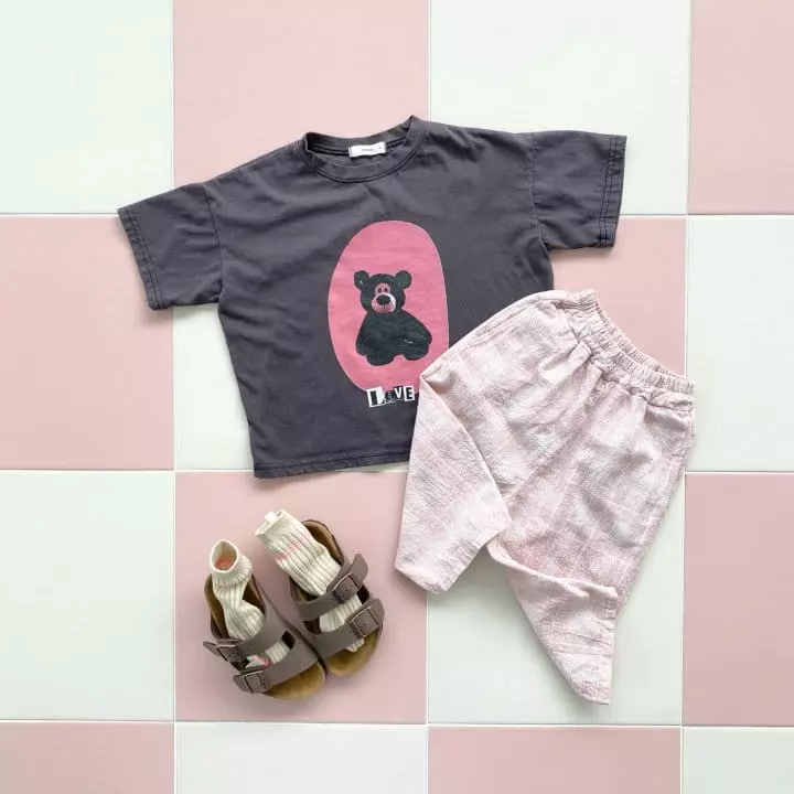 Garden - Korean Children Fashion - #stylishchildhood - Lover Bear Tee - 5