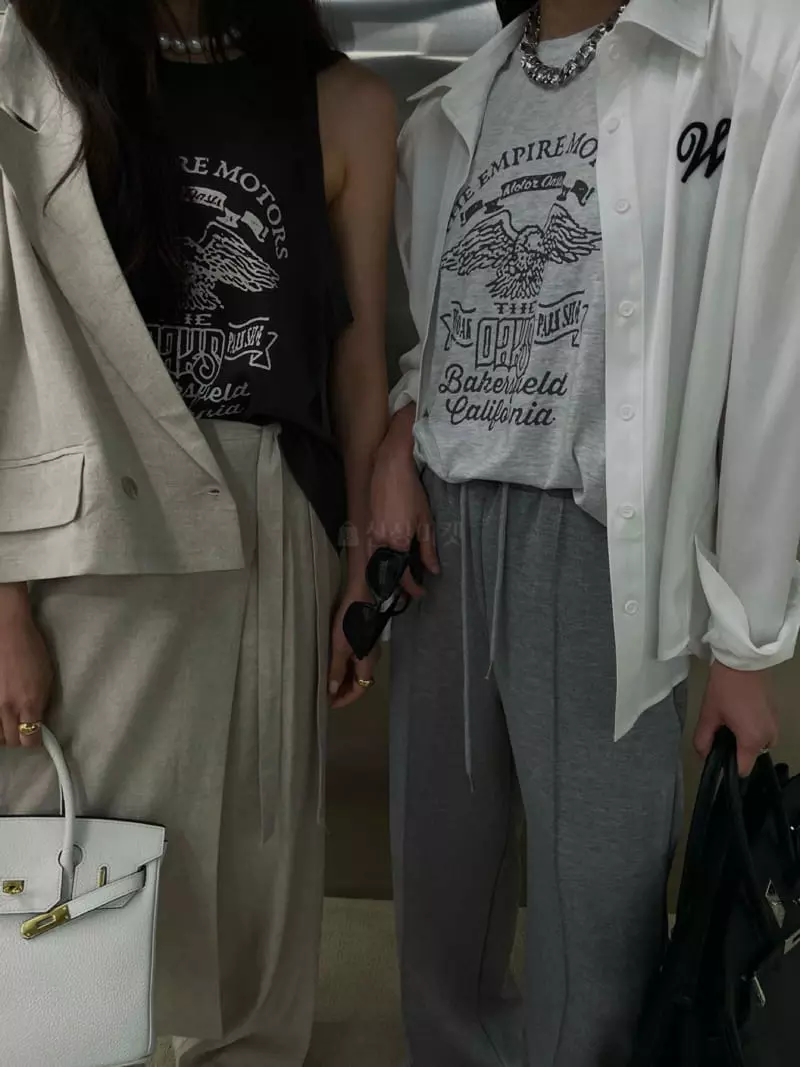 Gentlewoman - Korean Women Fashion - #momslook - Moter Sleeveless - 3