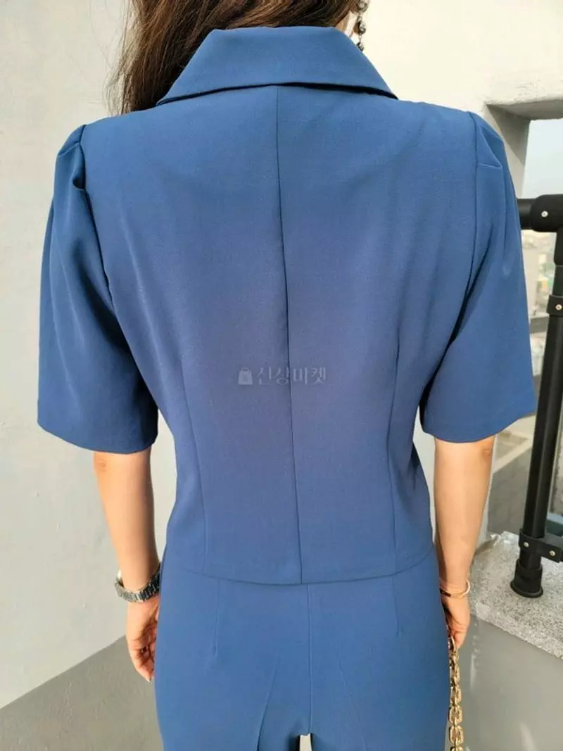 Gratia - Korean Women Fashion - #momslook - Canel Crop Short Jacket