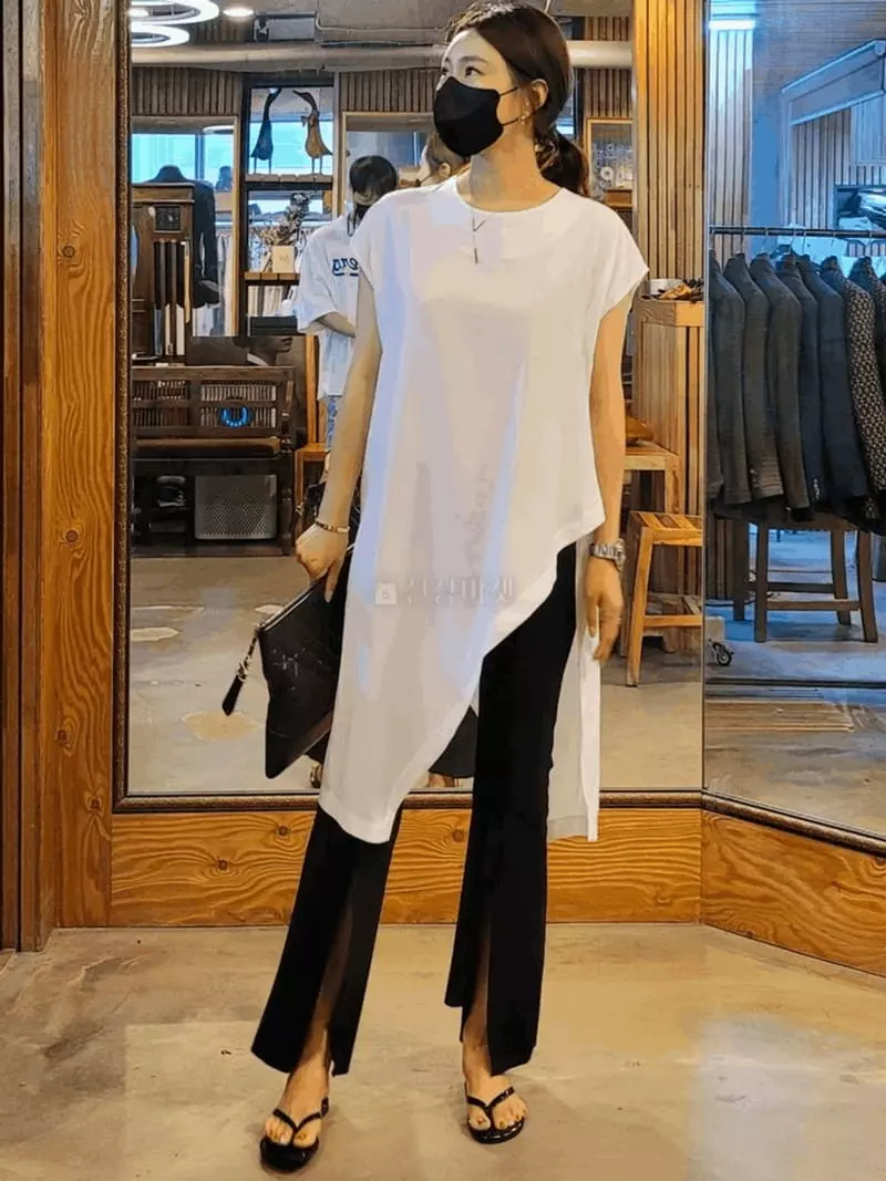 Gratia - Korean Women Fashion - #romanticstyle - Unbal Long Blouse - 5
