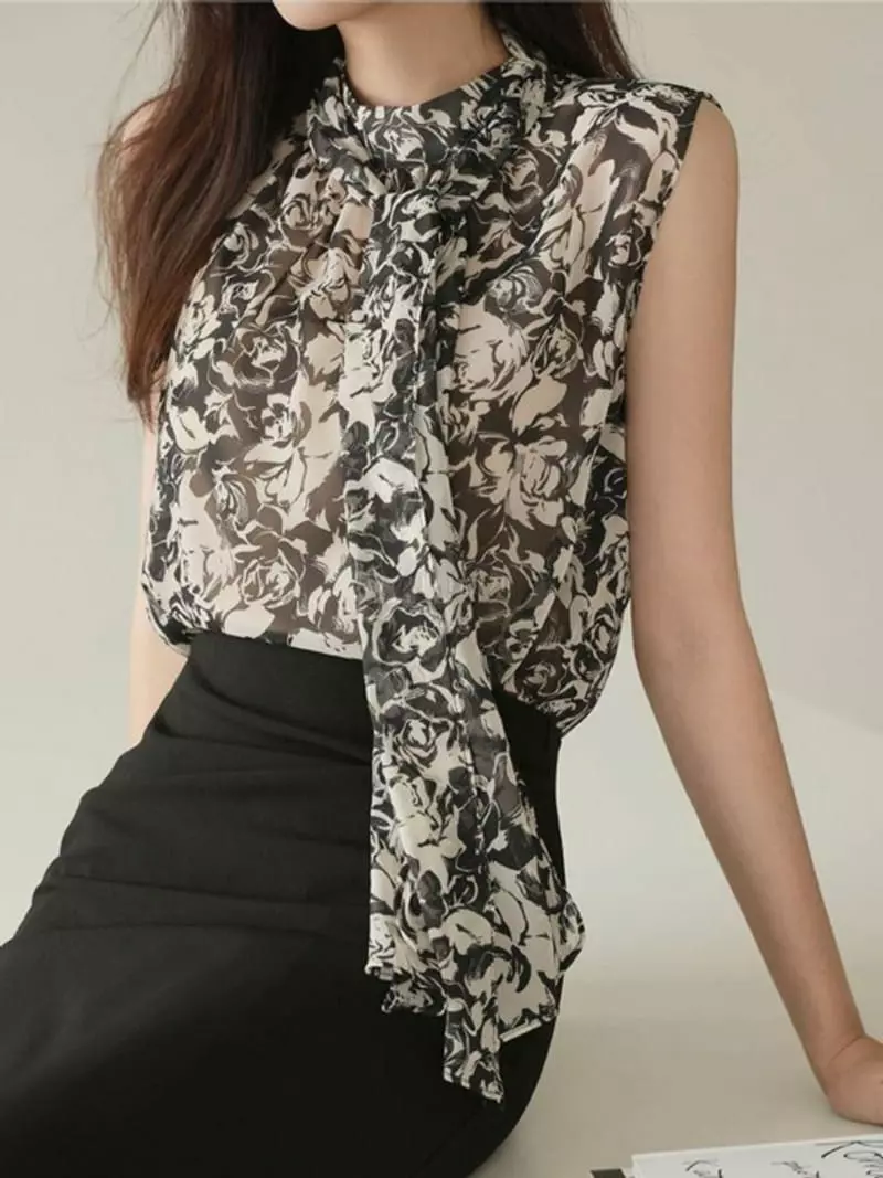 Gratia - Korean Women Fashion - #romanticstyle - Mijou Blouse - 4