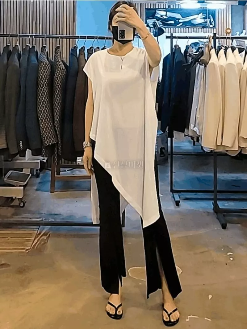 Gratia - Korean Women Fashion - #vintageinspired - Unbal Long Blouse